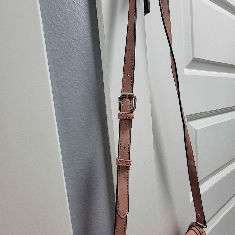 Francesca’s Martina Flapover Whipstitch Crossbody Bag in Pink with Tassels - Picture 6 of 10